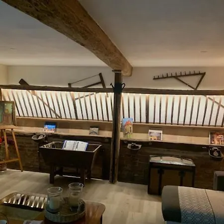 Au Vieux Pressoir Montans